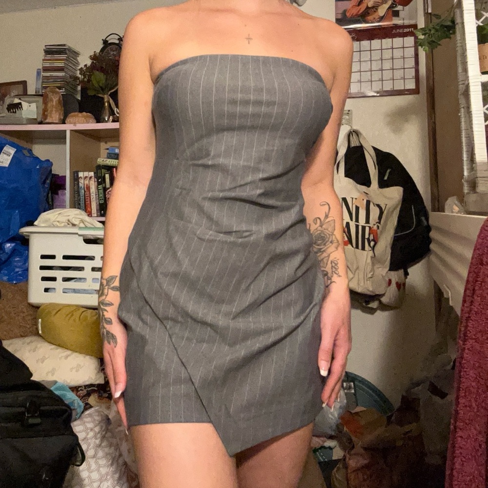 New Gray Pinstripe Strapless Dress